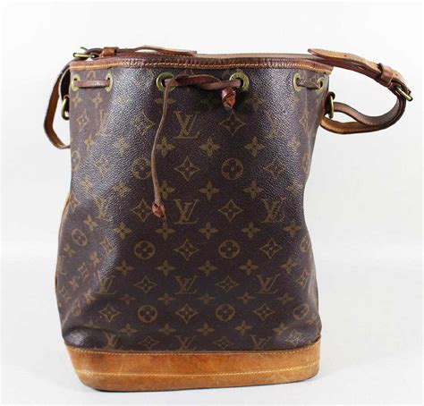 louis vuitton old travel bag|louis vuitton tote bag vintage.